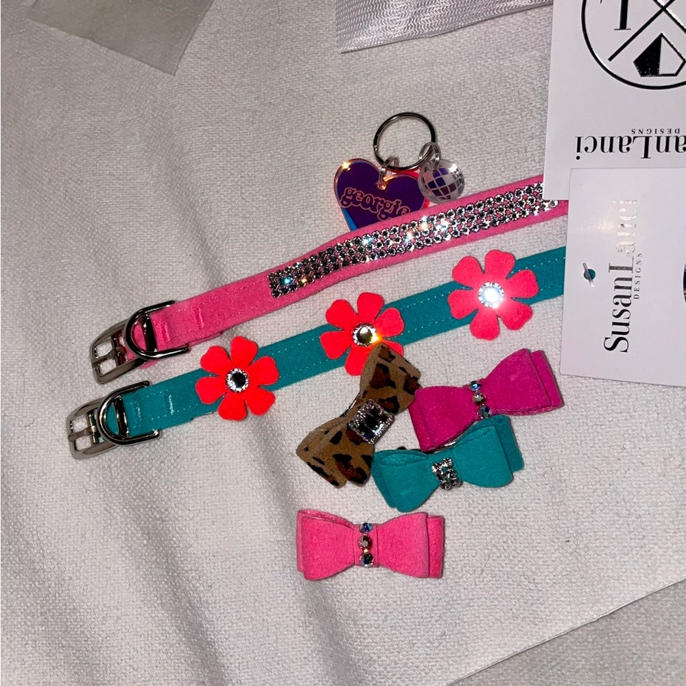 2 Susan lanci collars size XXS